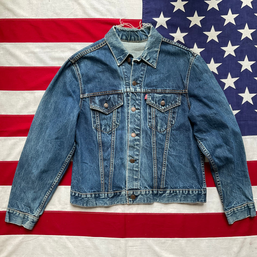 Vintage 1960’s Type 3 LEVI’S Big E 70505 Two Pocket Denim Trucker Jacket Size M - Made in USA