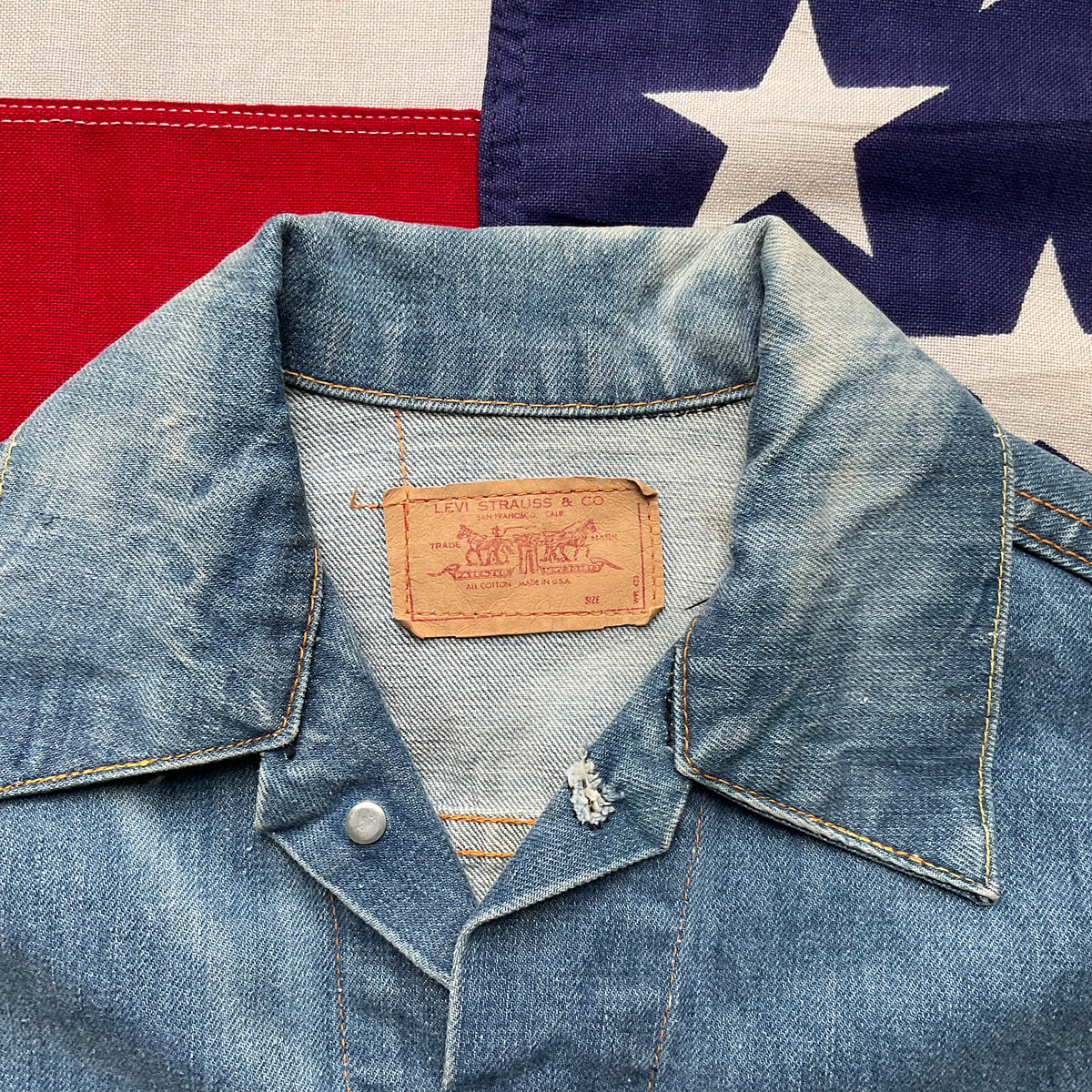 Vintage 1960's Type 3 LEVI'S Big E 70505 Size XS Two Pocket Denim