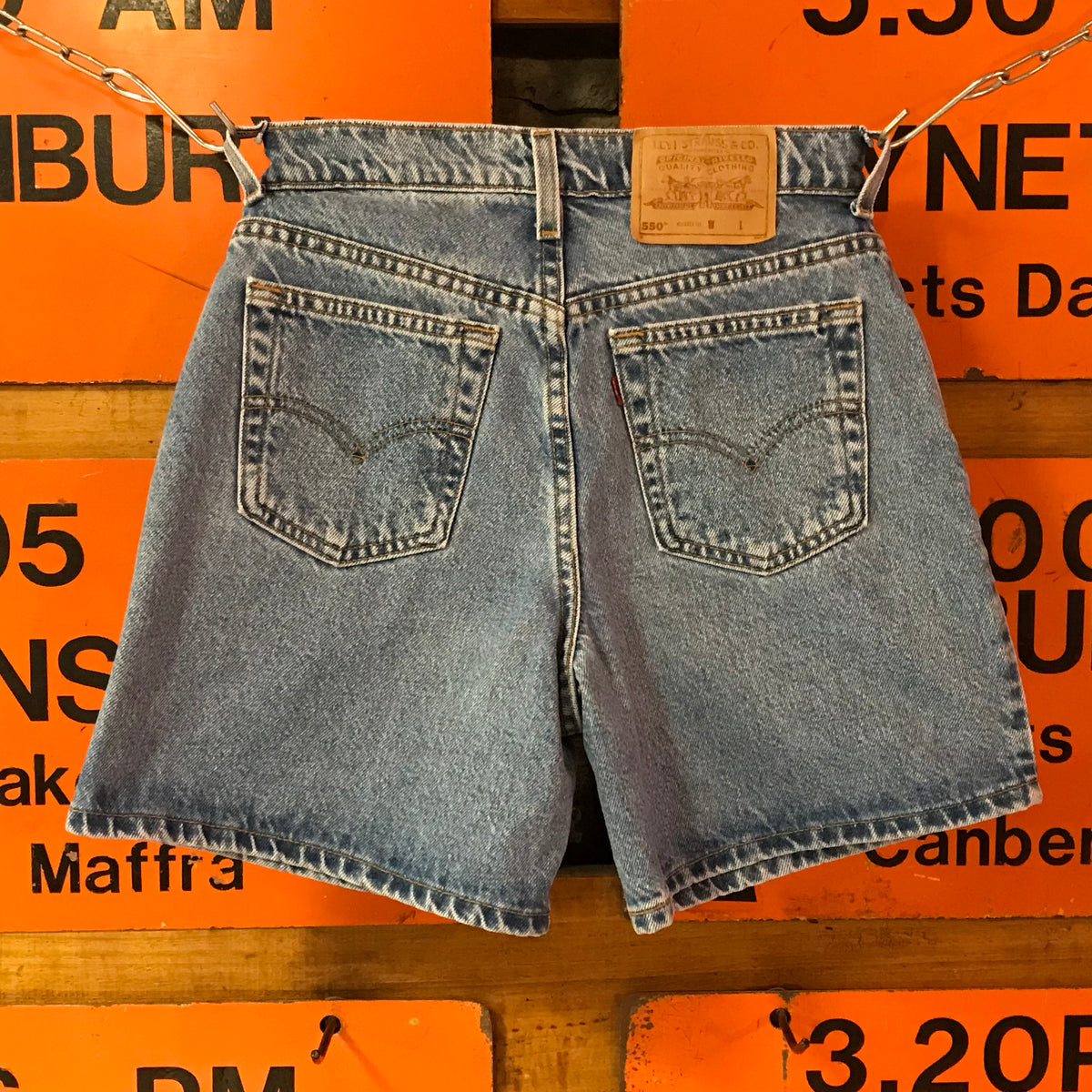 Levis 550 womens 2025 vintage shorts