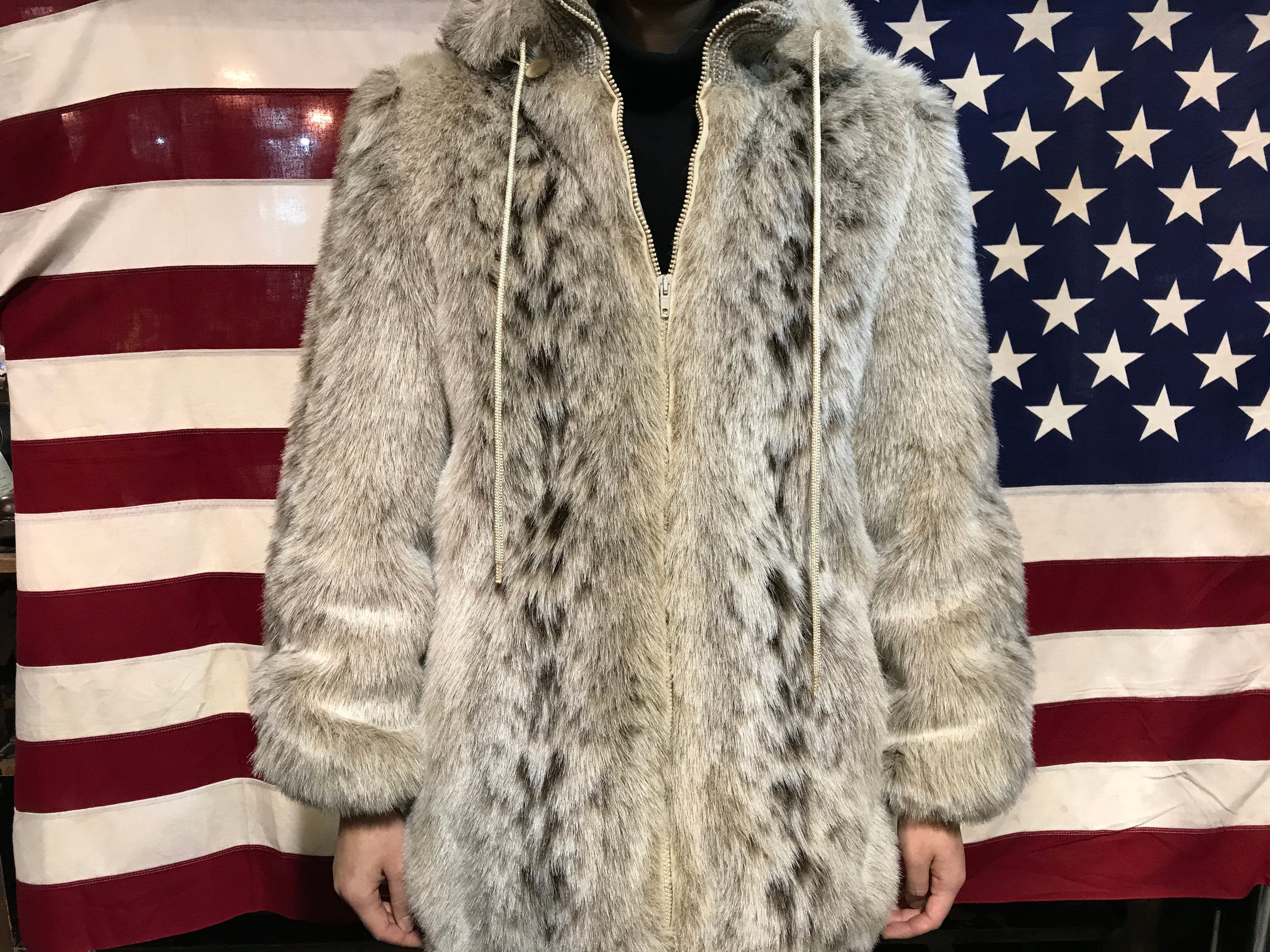 14E99B81-DB97-4AEC-B7A4-