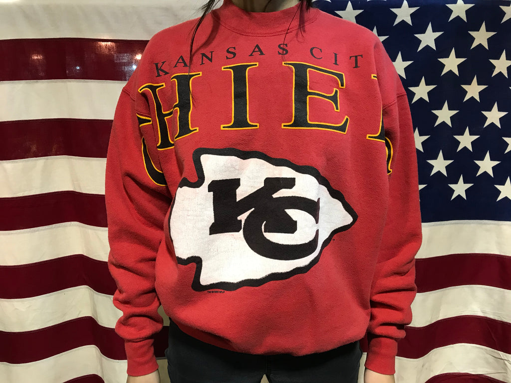 Kansas City Chiefs NFL ©️1993 NFLP Vintage Crew Sporting Sweat by Cliff Engle Made In USA