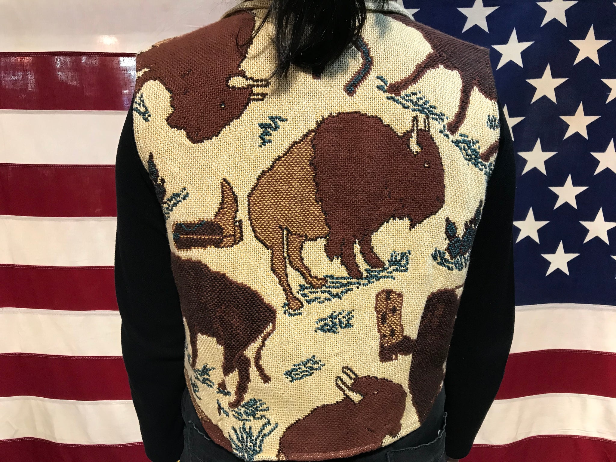 Every Stitch Counts 90’s Vintage South Western Bison Print Tapestry Vest Made in Fort Worth Texas USA