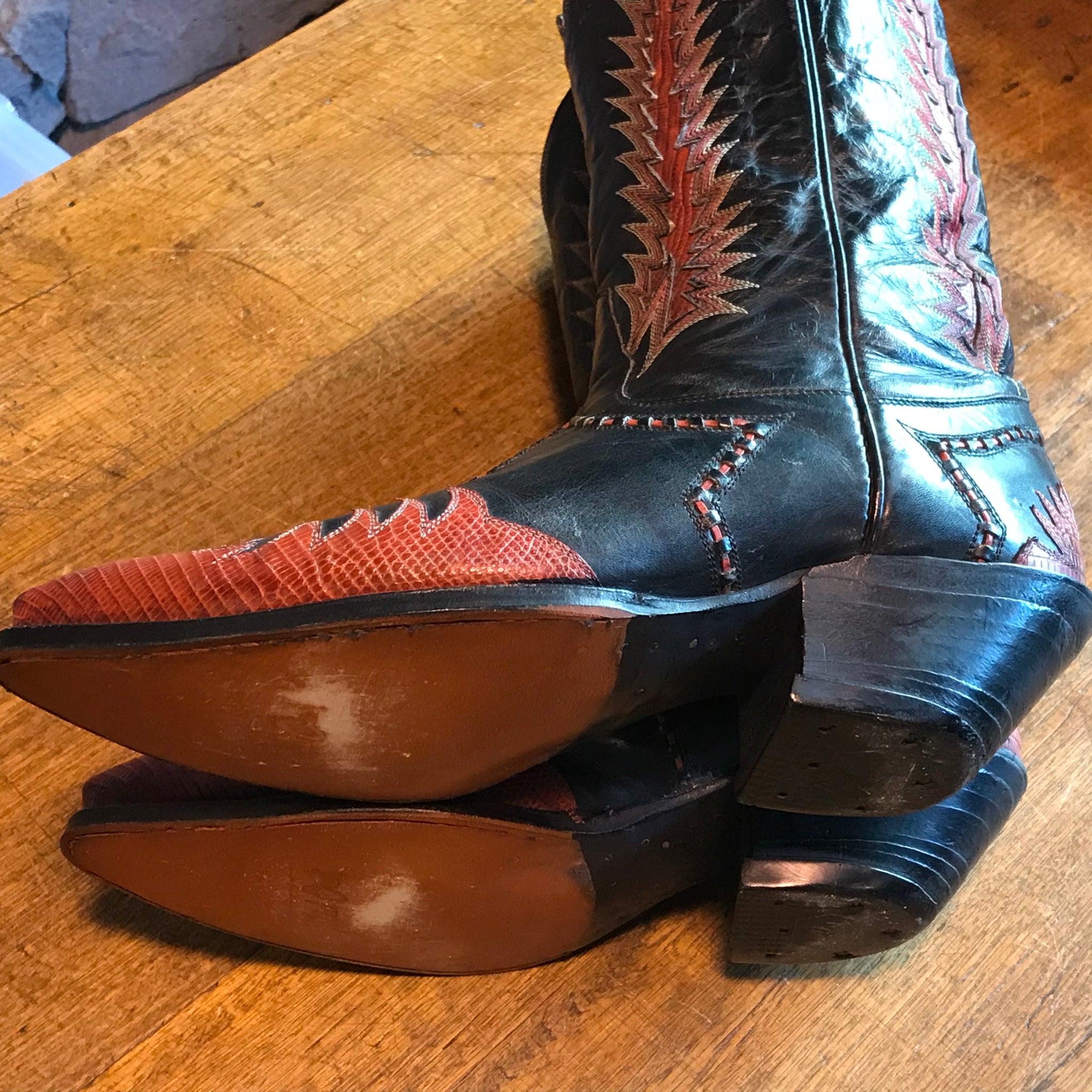 Cowboy Boots Tony Lama Vintage Mens Fancy “ Snake Skin “  Inlaid Western Boot Made in USA