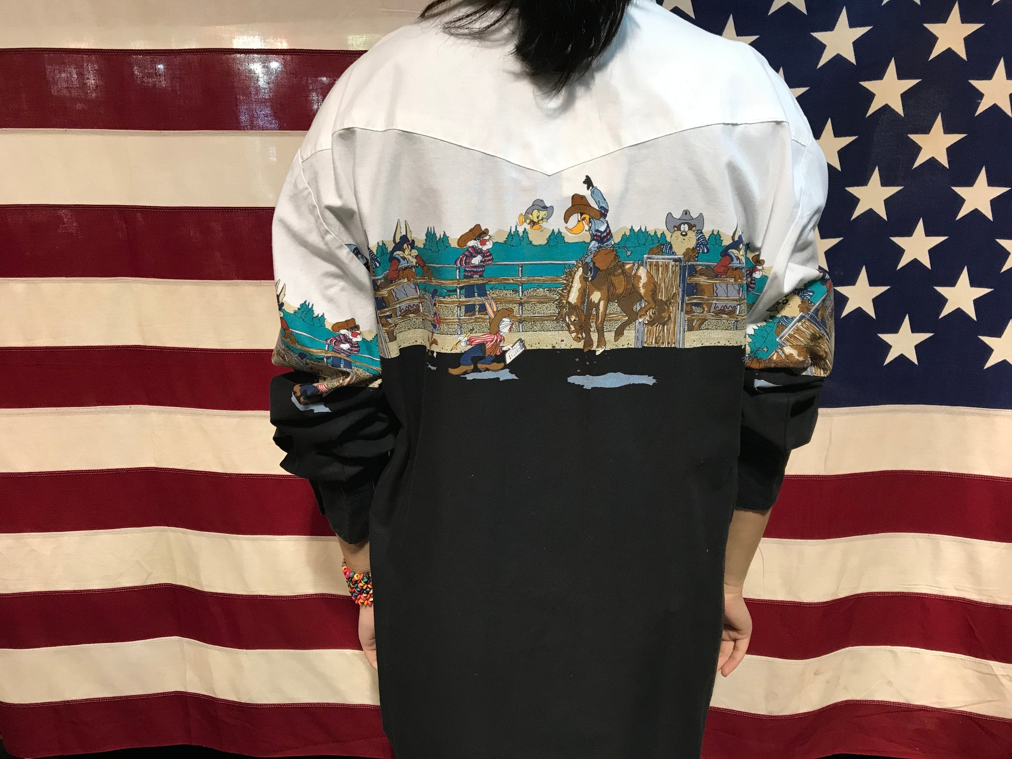 Looney Tunes Western Collection by Karman 90’s Vintage Cowboy Shirt Long Sleeve Fancy with Snaps