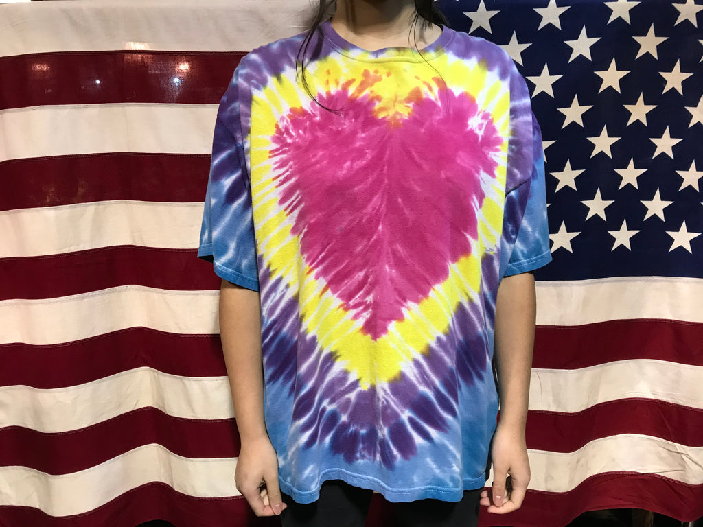 Tie Dye 90’s Love Heart Vintage T-Shirt