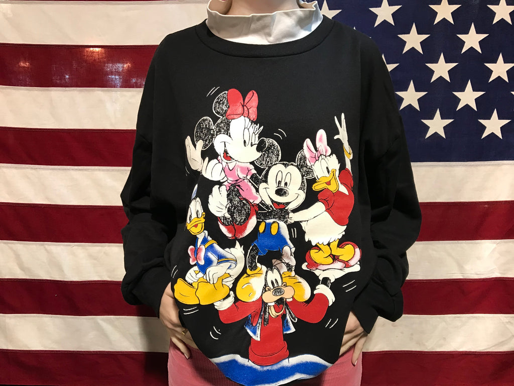 Mickey Mouse - Minnie - Daisy - Donald Duck - Goofy Disney 80’s Vintage Turtle Neck Sweat by Mickey Unlimited Land N Sea