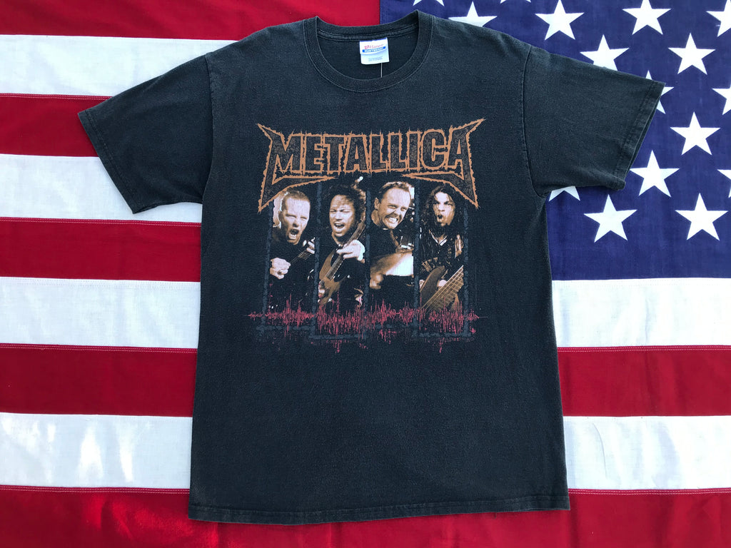 Metallica 2000’s Original Vintage Rock T-Shirt by Hanes USA