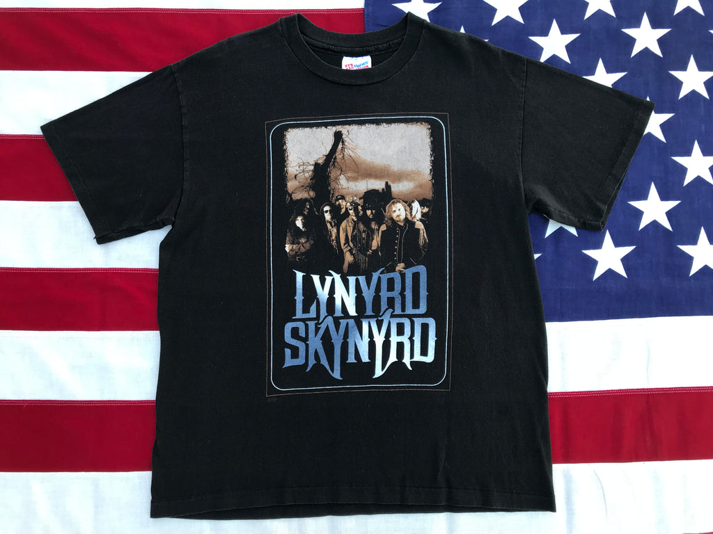 Lynyrd Skynyrd 1995 “ Endangered Species Tour “Original Vintage Rock T-Shirt by Hanes Made in USA