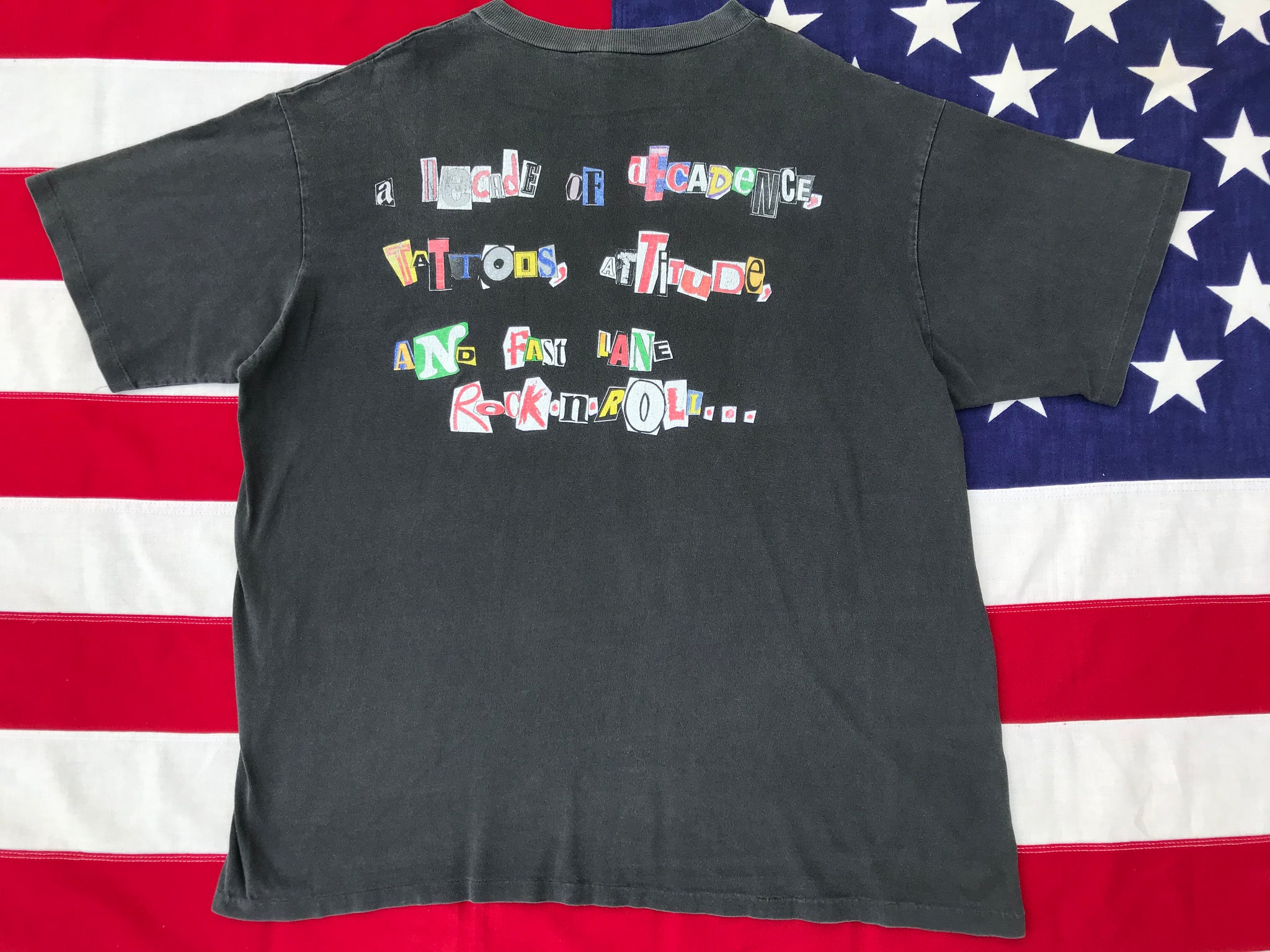 Motley Crüe - Allister Fiend Artist “ A Decade Of Decadence 1991 “ Original Vintage Rock T-Shirt By Acme USA