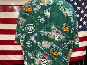 New York Jets NFL Football Vintage 90’s Rayon Printed Mens Shirt By NFL Team Apparel ©️VF Imagewear, INC. USA