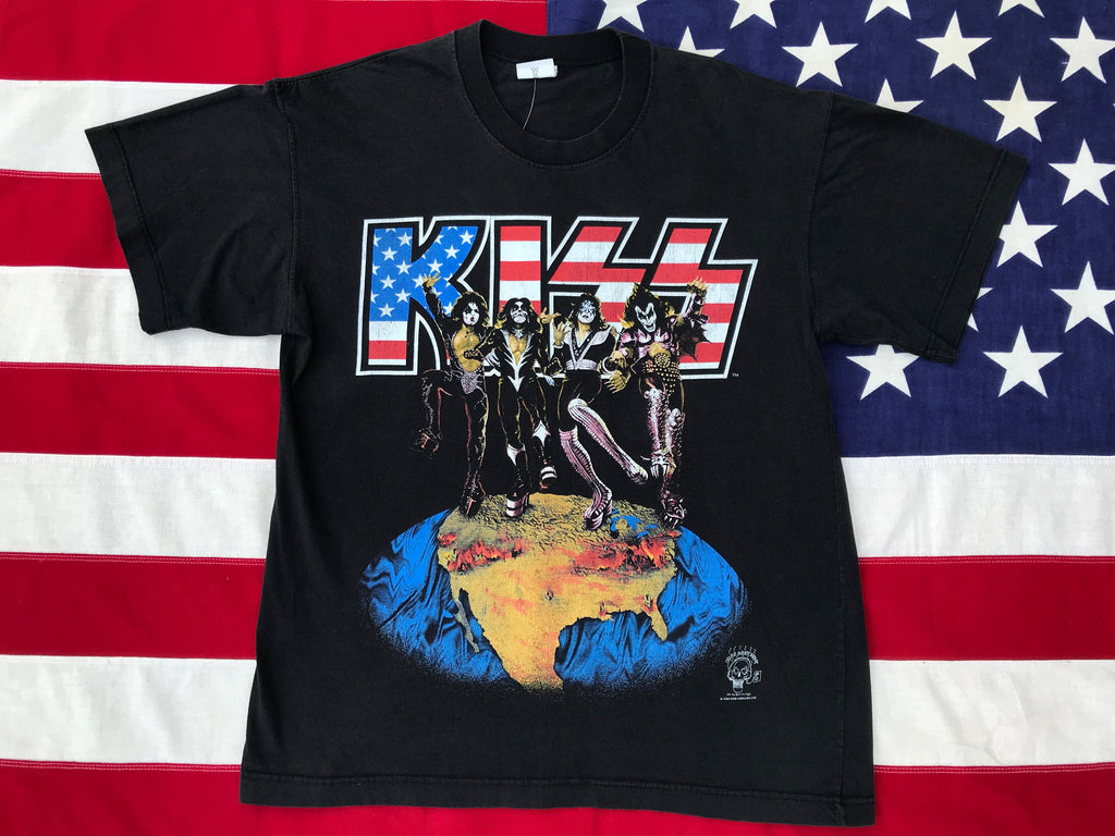 Kiss “ Alive / Worldwide Tour ‘96  “ Original Vintage Rock T-Shirt by Anvil