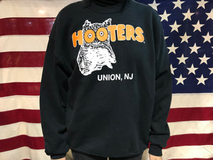 Hooters Vintage 90’s Crew Sweat