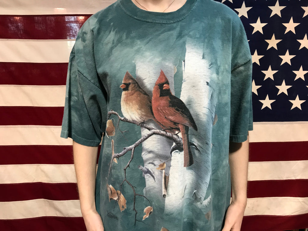 Animal Print 90’s Vintage T-shirt “ Birds “ Design by The Mountain USA