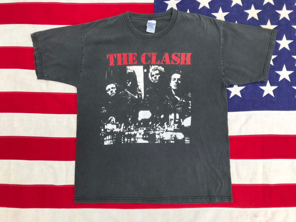 The Clash RARE 80’s 90’s  “ The Only Band That Matters “  Original Vintage Rock T-Shirt by Gildan USA