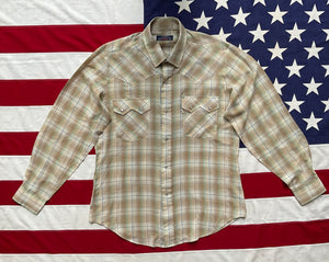 LEVI’S Vintage BIG E Mens Western Shirt Multi-Check with Pearl Snaps.